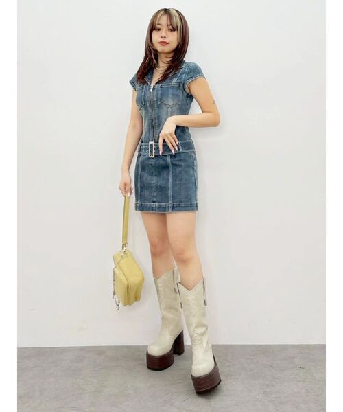 EVRIS(エヴリス)の「フレンチスリーブストレッチデニムシャツミニワンピース(ワンピース・レディース・インディゴブルー/ブルー・SMALL/MEDIUM)」の18枚目の写真