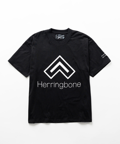 Herringbone Footwear(ヘリンボーンフットウェア)の「“Herringbone“ Logo print Tee(Tシャツ/カットソー・メンズ・ホワイト/ブラック・LARGE/SMALL/MEDIUM/X-LARGE)」の1枚目の写真