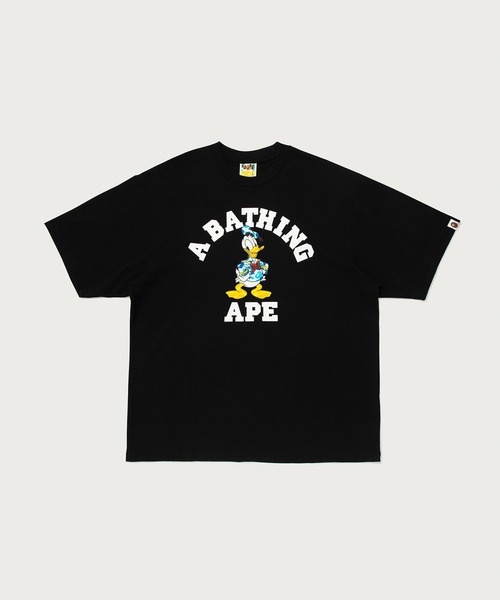 A BATHING APE(アベイシングエイプ)の「BAPE X DISNEY DONALD DUCK COLLEGE RELAXED FIT TEE(Tシャツ/カットソー・メンズ・ホワイト/ブラック/ネイビー・LARGE/XX-LARGE/MEDIUM/SMALL/X-LARGE)」の2枚目の写真