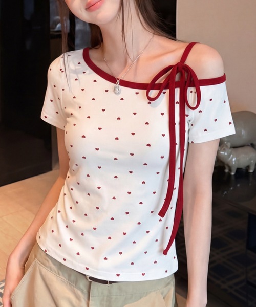 Alvia（アルビア）の「片側オープンショルダーTシャツ  リボン結びデザイン  甘辛トップス（Tシャツ/カットソー・レディース・ホワイト・M）」の15枚目の写真