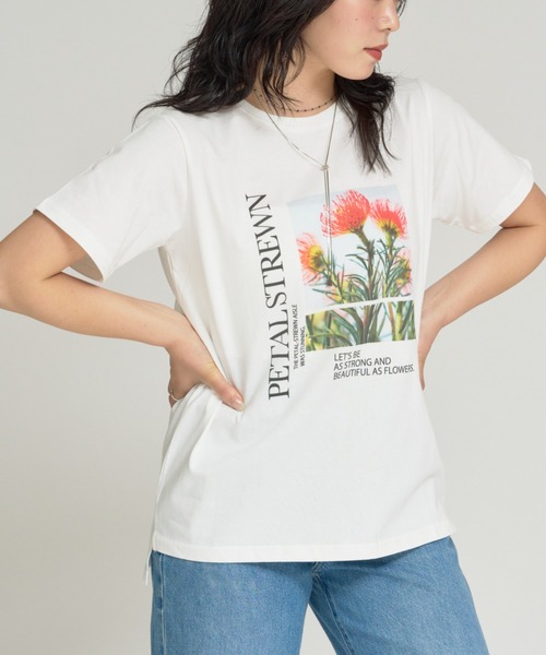 RU.TI.LE(ルチル)の「【RU.TI.LE】フラワーフォトプリントTシャツ(Tシャツ/カットソー・レディース・ホワイト/チャコールグレー・MEDIUM)」の2枚目の写真