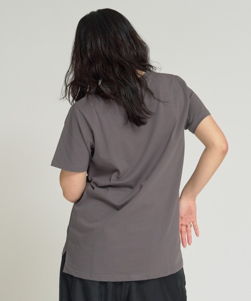 RU.TI.LE(ルチル)の「【RU.TI.LE】フラワーフォトプリントTシャツ(Tシャツ/カットソー・レディース・ホワイト/チャコールグレー・MEDIUM)」の15枚目の写真