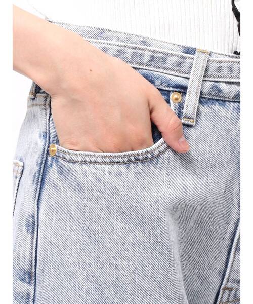 LAGUNAMOON(ラグナムーン)の「LMロゴセミワイドデニムパンツ 【夏服】(デニムパンツ・レディース・ブラック/インディゴブルー/ライトブルー・SMALL/MEDIUM)」の7枚目の写真