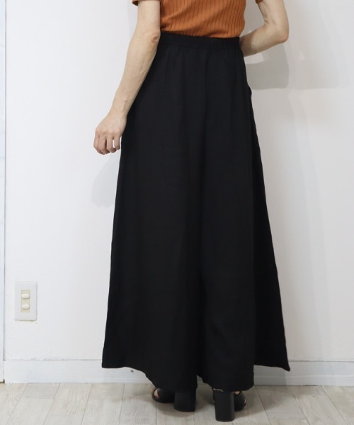 DISKEEN SURE(ディスキーンシュアー)の「たっぷり贅沢用尺使い きれいめスカーチョ ワイドパンツ(その他パンツ・レディース・ブルー/ベージュ/チャコール/ネイビー/ブラック/キャメル・FREE)」の11枚目の写真