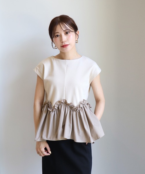 Sirin(シリン)の「ドッキングペプラムデザイントップス(シャツ/ブラウス・レディース・ブラック/ベージュ/オフホワイト・FREE)」の16枚目の写真