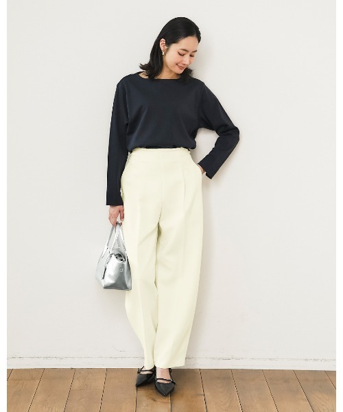 DoCLASSE( ドゥクラッセ)の「ストレッチWクロス・カーブパンツ(その他パンツ・レディース・オフホワイト/ダークネイビー・11/13/9)」の4枚目の写真