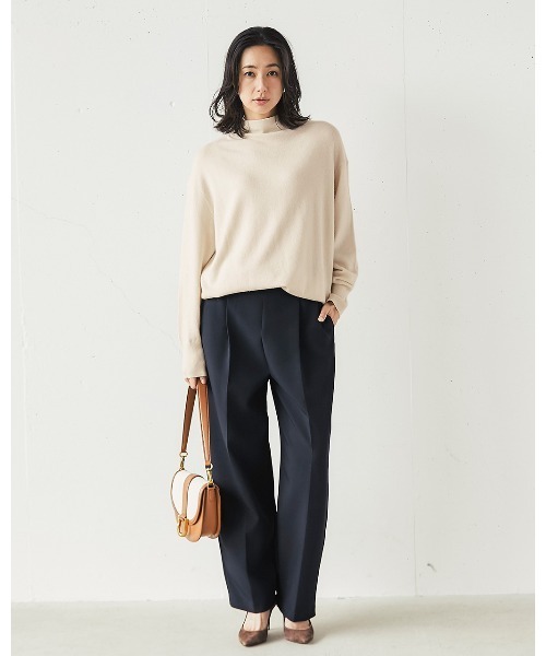 DoCLASSE( ドゥクラッセ)の「ストレッチWクロス・カーブパンツ(その他パンツ・レディース・オフホワイト/ダークネイビー・11/13/9)」の15枚目の写真
