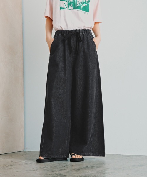 LEPSIM（レプシィム）の「スーパーワイドデニムパンツ　878906（デニムパンツ・レディース・ブルー/ブラック/インディゴブルー・TALL/FREE）」の21枚目の写真