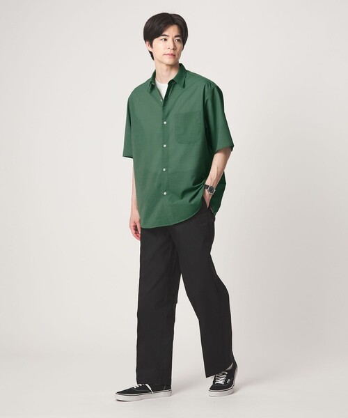 green label relaxing(グリーンレーベルリラクシング)の「ウォッシャブル TW サイロ ジャストルーズ レギュラーカラー 半袖 シャツ -通気性・接触冷感-(シャツ/ブラウス・メンズ・ダークブラウン/ネイビー/ケリーグリーン・M/L/S/XL)」の8枚目の写真