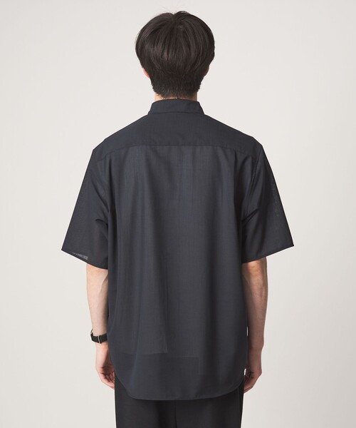 green label relaxing(グリーンレーベルリラクシング)の「ウォッシャブル TW サイロ ジャストルーズ レギュラーカラー 半袖 シャツ -通気性・接触冷感-(シャツ/ブラウス・メンズ・ダークブラウン/ネイビー/ケリーグリーン・M/L/S/XL)」の11枚目の写真