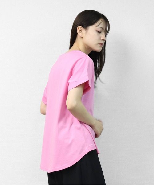 THE CELL.(ザセルドット)の「接触冷感ドライタッチコットン 袖ロールUP ドルマン ロゴTシャツ(Tシャツ/カットソー・レディース・ピンク/ブラック/チャコールグレー/オフホワイト・FREE)」の18枚目の写真