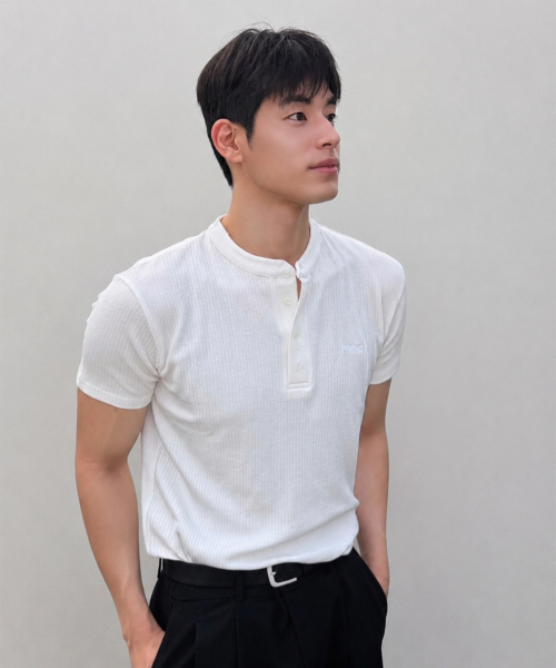 PROCESS(プロセス)の「Refined Henley Tee - White(Tシャツ/カットソー・メンズ・ホワイト・FREE)」の1枚目の写真