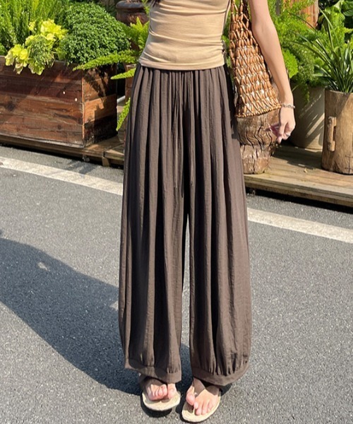 AMAJI（アマジ）の「テンセルリネン バルーンパンツ（その他パンツ・レディース・ホワイト/ベージュ/ネイビー/ブラウン・SMALL/MEDIUM/LARGE/X-LARGE）」の2枚目の写真