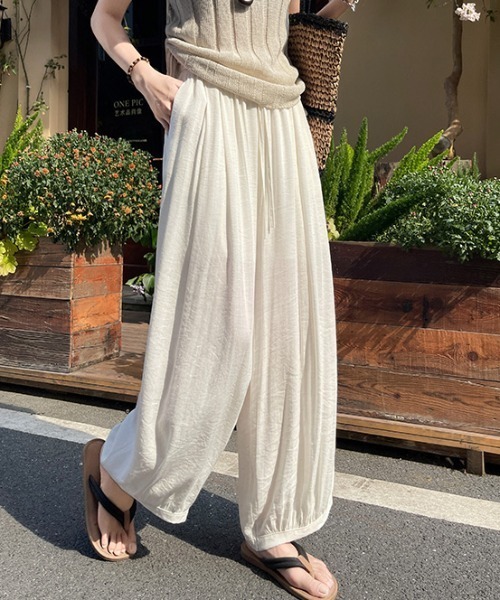AMAJI（アマジ）の「テンセルリネン バルーンパンツ（その他パンツ・レディース・ホワイト/ベージュ/ネイビー/ブラウン・SMALL/MEDIUM/LARGE/X-LARGE）」の8枚目の写真