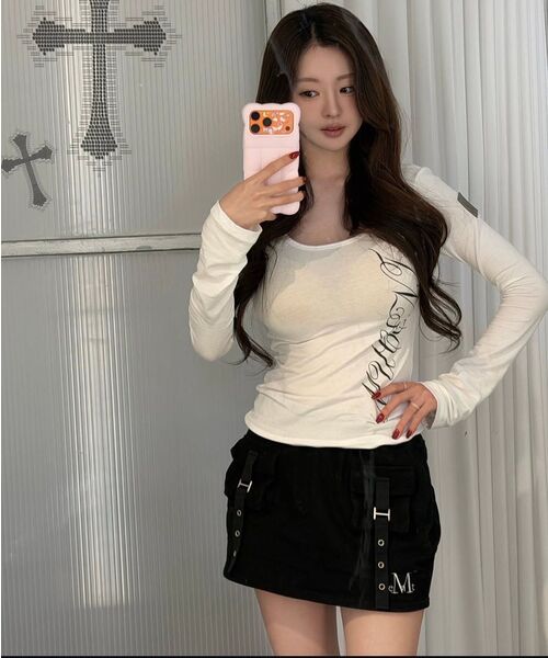 MUCENT(ムセント)の「エーテルエンジェルウィングスシースルーロングスリーブTシャツ(2カラー)(Tシャツ/カットソー・レディース・ブラック/ホワイト・FREE)」の8枚目の写真