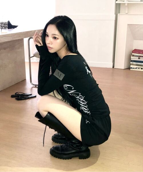 MUCENT(ムセント)の「エーテルエンジェルウィングスシースルーロングスリーブTシャツ(2カラー)(Tシャツ/カットソー・レディース・ブラック/ホワイト・FREE)」の3枚目の写真