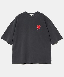 Revo./レヴォ ハートエンブロイ ピグメント加工 SS Tee