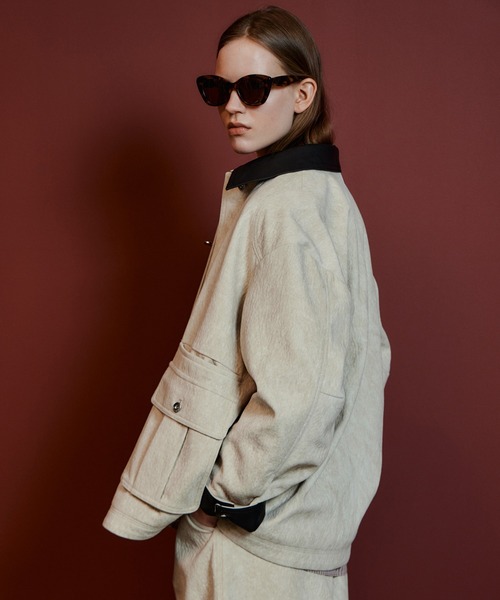 MAISON SPECIAL(メゾンスペシャル)の「【2026Autumn PRE-ORDER】Haircalf-Like Utility Jacket/ハラコライクユーティリティージャケット(ブルゾン・レディース・ベージュ/グリーン・FREE)」の6枚目の写真