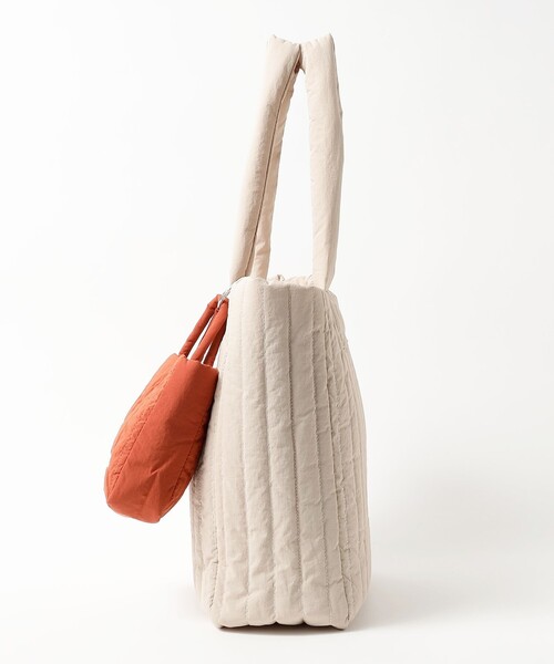 BEAMS HEART(ビームスハート)の「2セット カラー刺繍 バッグ(トートバッグ・レディース・サックスブルー/ブラック/オフホワイト・ONE SIZE)」の4枚目の写真