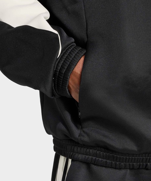 adidas(アディダス)の「Stadiumトラックトップ トラックジャケット / ジャージ / アディダス adidas(ジャージ・メンズ・ブラック・SMALL/MEDIUM/X-SMALL/X-LARGE/XX-LARGE/3XL/LARGE)」の4枚目の写真