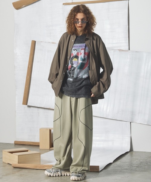 MAISON SPECIAL(メゾンスペシャル)の「《UNISEX》Stitching Prime-Wide Track Pants/ステッチワークプライムワイドスポーティーパンツ【MAISON SPECIAL/メゾンスペシャル】(その他パンツ・メンズ・ブラック/チャコールグレー/ライトグリーン・0/1/2)」の8枚目の写真