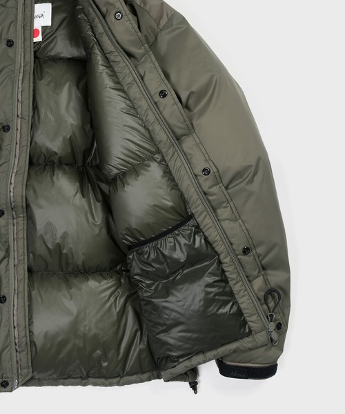 NANGA(ナンガ)の「NANGA×DUFFER CODURA / AURORA-TEX HOODED DOWN JACKET:ナンガ別注 オーロラテックス / コーデュラ ダウンジャケット / 760FP / スペイン産ダックダウン / 日本製 / MADE IN JAPAN / ハイスペック / フーデッド(ダウンジャケット/コート・メンズ・オレンジ/ブラック/カーキ・SMALL/X-LARGE/LARGE/MEDIUM)」の4枚目の写真