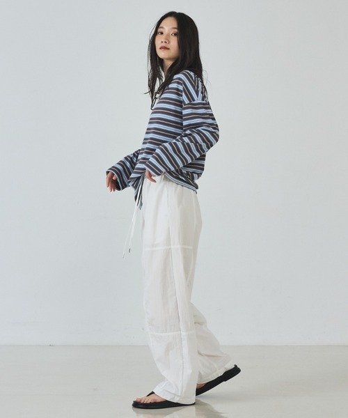 abahouse mavie(アバハウスマヴィ)の「マルチボーダーロングTシャツ(Tシャツ/カットソー・レディース・グレー/ブラウン/ライトグレー・フリー)」の17枚目の写真