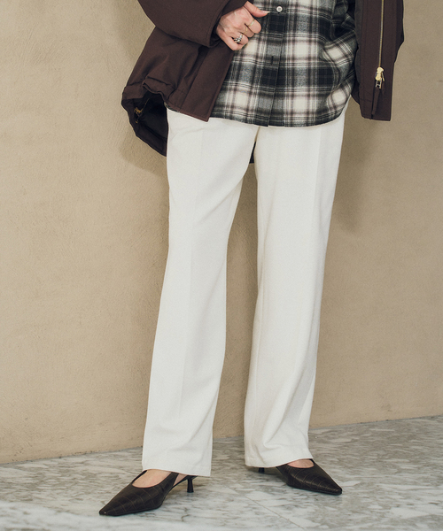 Spick & Span(スピックアンドスパン)の「《手洗い可 / 追加》起毛タックテーパードパンツ(スラックス・レディース・ブラック/その他1/ホワイト系その他/その他9・40/38/36/34)」の19枚目の写真