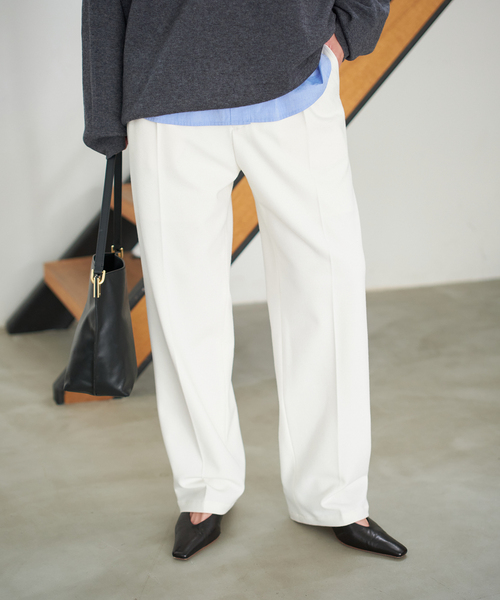 Spick & Span(スピックアンドスパン)の「《手洗い可 / 追加》起毛タックテーパードパンツ(スラックス・レディース・ブラック/その他1/ホワイト系その他/その他9・40/38/36/34)」の21枚目の写真