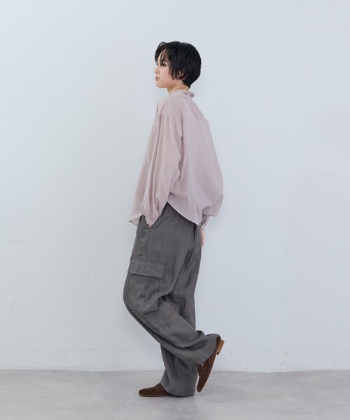 ADIEU TRISTESSE(アデュートリステス)の「コットンタックフリルカラーブラウス(シャツ/ブラウス・レディース・ブルーグレー/オフホワイト/ピンク・38)」の9枚目の写真