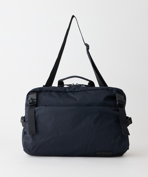WILD THINGS(ワイルドシングス)の「上着も挟める万能ギミック【WILD THINGS】METROPOLIS MESSENGER リサイクル素材 メッセンジャーバッグ(メッセンジャーバッグ・レディース・ブラック/ベージュ・ONE SIZE)」の1枚目の写真
