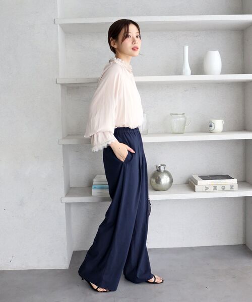 le.coeur blanc(ルクールブラン)の「ピンストライプイージーパンツ(その他パンツ・レディース・ネイビー/グレー・38)」の15枚目の写真