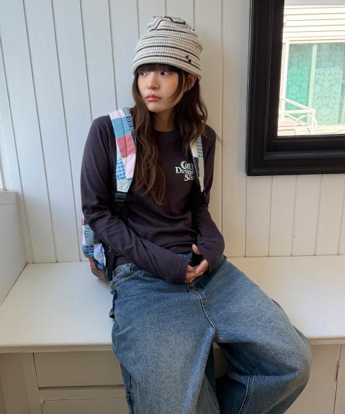 Cavish(カビシ)の「STAR SELLER ロゴ長袖Tシャツ ダークパープル (CV2GSUT579A)(Tシャツ/カットソー・レディース・ダークパープル・FREE/MEDIUM/SMALL/LARGE)」の4枚目の写真
