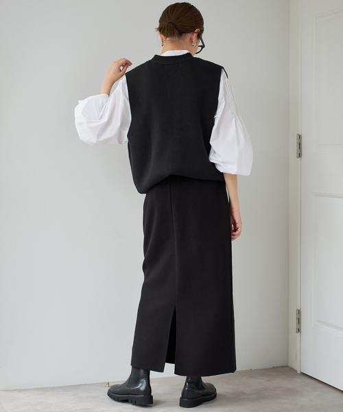 SLOBE IENA(スローブイエナ)の「《WEB限定/追加2》パールニットベスト(ベスト・レディース・チャコールグレー/ブラック・FREE)」の12枚目の写真