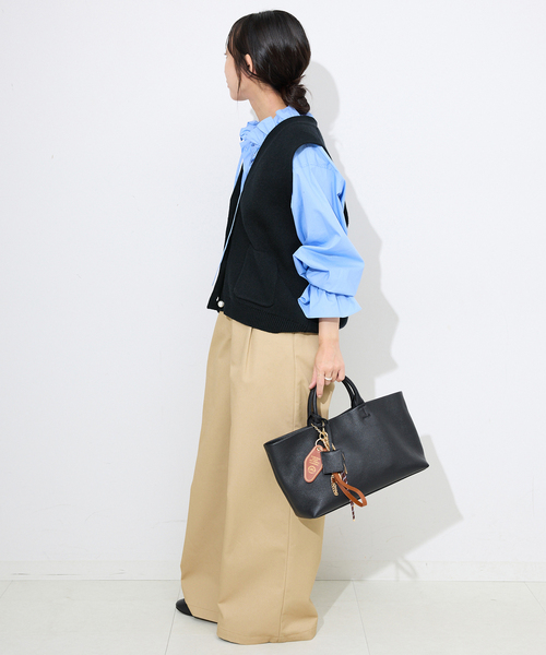 SLOBE IENA(スローブイエナ)の「《WEB限定/追加2》パールニットベスト(ベスト・レディース・チャコールグレー/ブラック・FREE)」の18枚目の写真