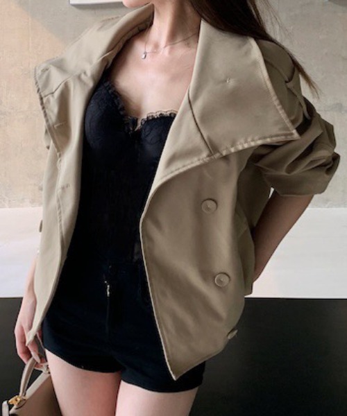 NANEA（ナネア）の「ハイネックトレンチ風ショートコート（トレンチコート・レディース・ベージュ/ブラック・MEDIUM/LARGE）」の4枚目の写真
