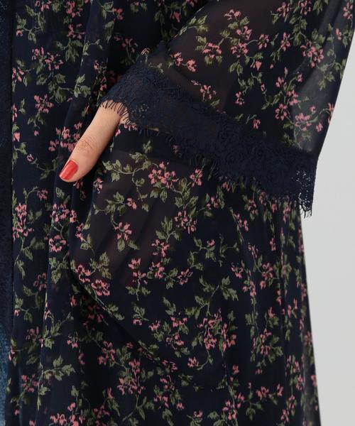 Another Edition（アナザーエディション）の「プリントレーストリミングガウン/ AEMFC PRT LCE TRM　HAORI●（シャツ/ブラウス・レディース・ネイビー・フリー）」の9枚目の写真
