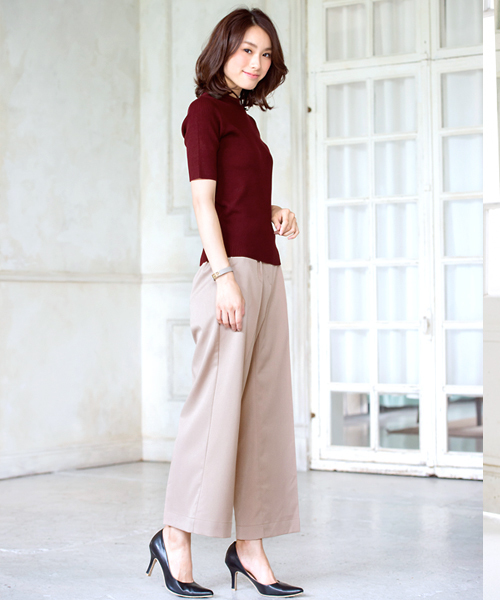 Pierrot（ピエロ）の「【お家で洗える・伸縮性たっぷり】プチハイネック/モックネック 五分袖リブニット（ニット/セーター・レディース・ブラック/ボルドー/チャコール/オフホワイト・L/M）」の9枚目の写真