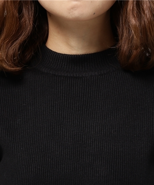 Pierrot（ピエロ）の「【お家で洗える・伸縮性たっぷり】プチハイネック/モックネック 五分袖リブニット（ニット/セーター・レディース・ブラック/ボルドー/チャコール/オフホワイト・L/M）」の8枚目の写真