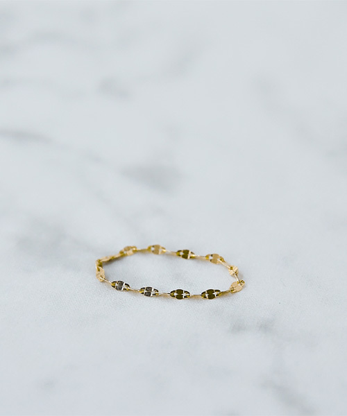 Phoebe(フィービィー)の「【K10】ブライトネスチェーンリング/BOXつき ピンキーリング(リング・レディース・ゴールド/ゴールド系その他3/ゴールド系その他2・#11/#7/#3/#13)」の10枚目の写真