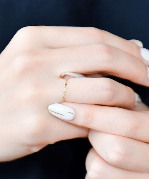 Phoebe(フィービィー)の「【K10】ブライトネスチェーンリング/BOXつき ピンキーリング(リング・レディース・ゴールド/ゴールド系その他3/ゴールド系その他2・#11/#7/#3/#13)」の17枚目の写真