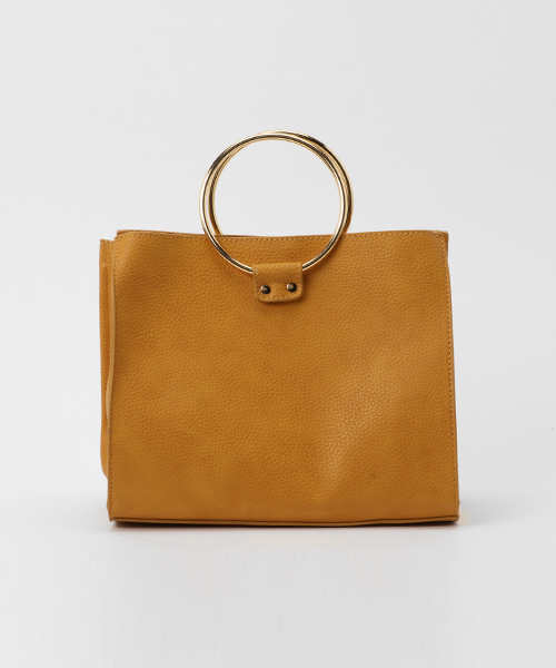 mysty woman（ミスティウーマン）の「リングハンドルショルダーバッグ（ショルダーバッグ・レディース・アイボリー/ブラック/キャメル/ピンク/ブラック系その他・FREE）」の5枚目の写真