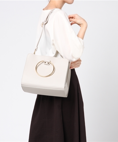 mysty woman（ミスティウーマン）の「リングハンドルショルダーバッグ（ショルダーバッグ・レディース・アイボリー/ブラック/キャメル/ピンク/ブラック系その他・FREE）」の13枚目の写真