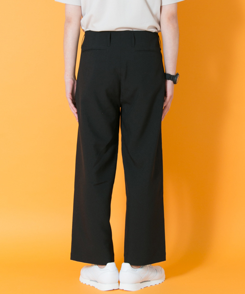 URBAN RESEARCH（アーバンリサーチ）の「UR PEトロピカルタックワイドパンツ（その他パンツ・メンズ・グレー/ブラック・LARGE/MEDIUM）」の10枚目の写真