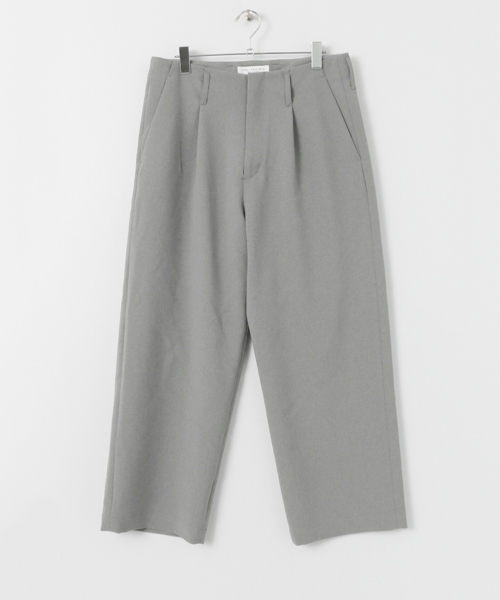 URBAN RESEARCH（アーバンリサーチ）の「UR PEトロピカルタックワイドパンツ（その他パンツ・メンズ・グレー/ブラック・LARGE/MEDIUM）」の11枚目の写真