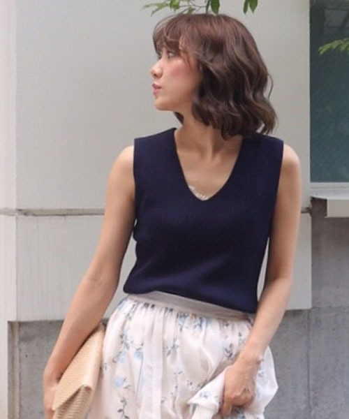 MERCURYDUO(マーキュリーデュオ)の「両畔編みニットベスト(ニット/セーター・レディース・オフホワイト/ライトグレー/マスタード/ラベンダー/ネイビー・FREE)」の19枚目の写真