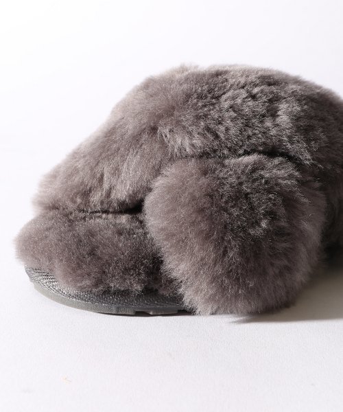 EMU Australia（エミューオーストラリア）の「【EMU/エミュ】EMU MAYBERRY/ファーサンダル#（サンダル・レディース・ピンク/ブラック/グレー・24/23/25）」の11枚目の写真