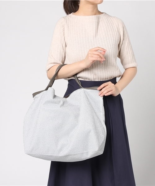COOCO(クーコ)の「COOCO クーコ キラキラ ポケッタブル トートバッグ 【A4サイズ対応】(トートバッグ・レディース・シルバー/ガンメタ・FREE)」の3枚目の写真