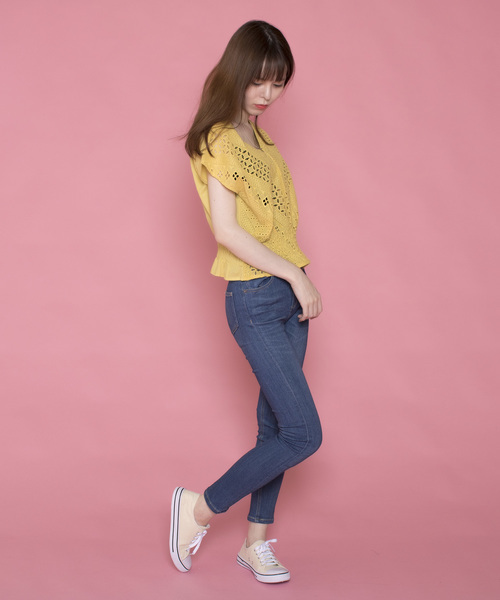 lala Born(ララボーン)の「lala born/ローンアイレット切替ブラウス(シャツ/ブラウス・レディース・その他/ベージュ/テラコッタ/キャメル/イエロー・FREE)」の7枚目の写真