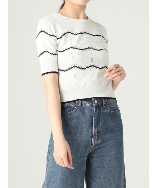 dazzlin（ダズリン）の「アイレットボーダーニットトップス（ニット/セーター・レディース・オフホワイト/オレンジ/ネイビー・FREE）」の5枚目の写真
